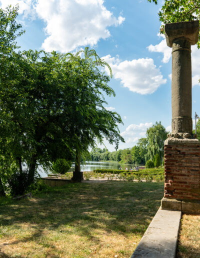Shores of the Mogosoaia Lake Romania