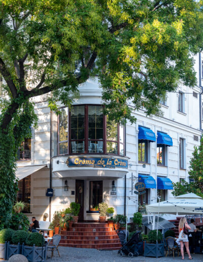 Crème de la Crème Patisserie Boulangerie in Chisinau Moldova